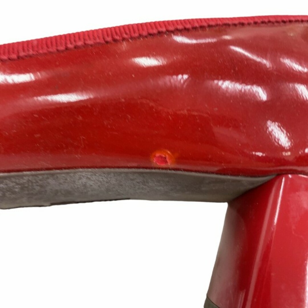 Salvatore Ferragamo(サルヴァトーレフェラガモ)のサルヴァトーレフェラガモ パンプス ヒール ロゴバックル 22.5cm 赤 レディースの靴/シューズ(ハイヒール/パンプス)の商品写真