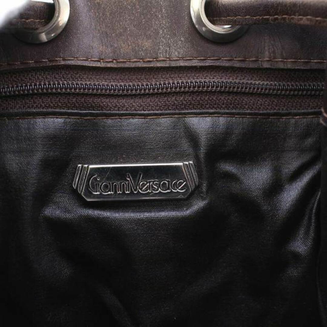 Gianni Versace(ジャンニヴェルサーチ)のジャンニヴェルサーチ ヴェルサーチェ ショルダーバッグ 巾着 クロコ型押し 茶 レディースのバッグ(ショルダーバッグ)の商品写真