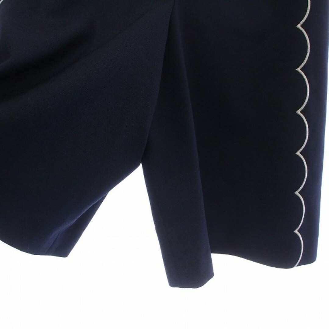 René(ルネ)のルネ キュロット パンツ ハーフ ひざ丈 フレア スカラップ刺繍 34 S 紺 レディースのパンツ(キュロット)の商品写真