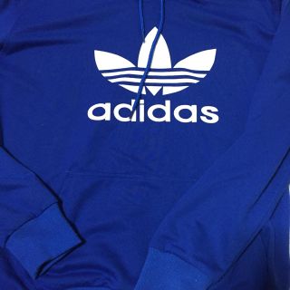 アディダス(adidas)のアディダス パーカー(パーカー)