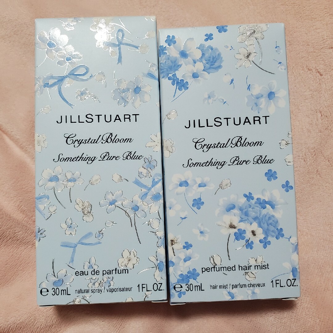 JILLSTUART(ジルスチュアート)のジルスチュアート クリスタルブルーム サムシングピュアブルー コスメ/美容の香水(香水(女性用))の商品写真