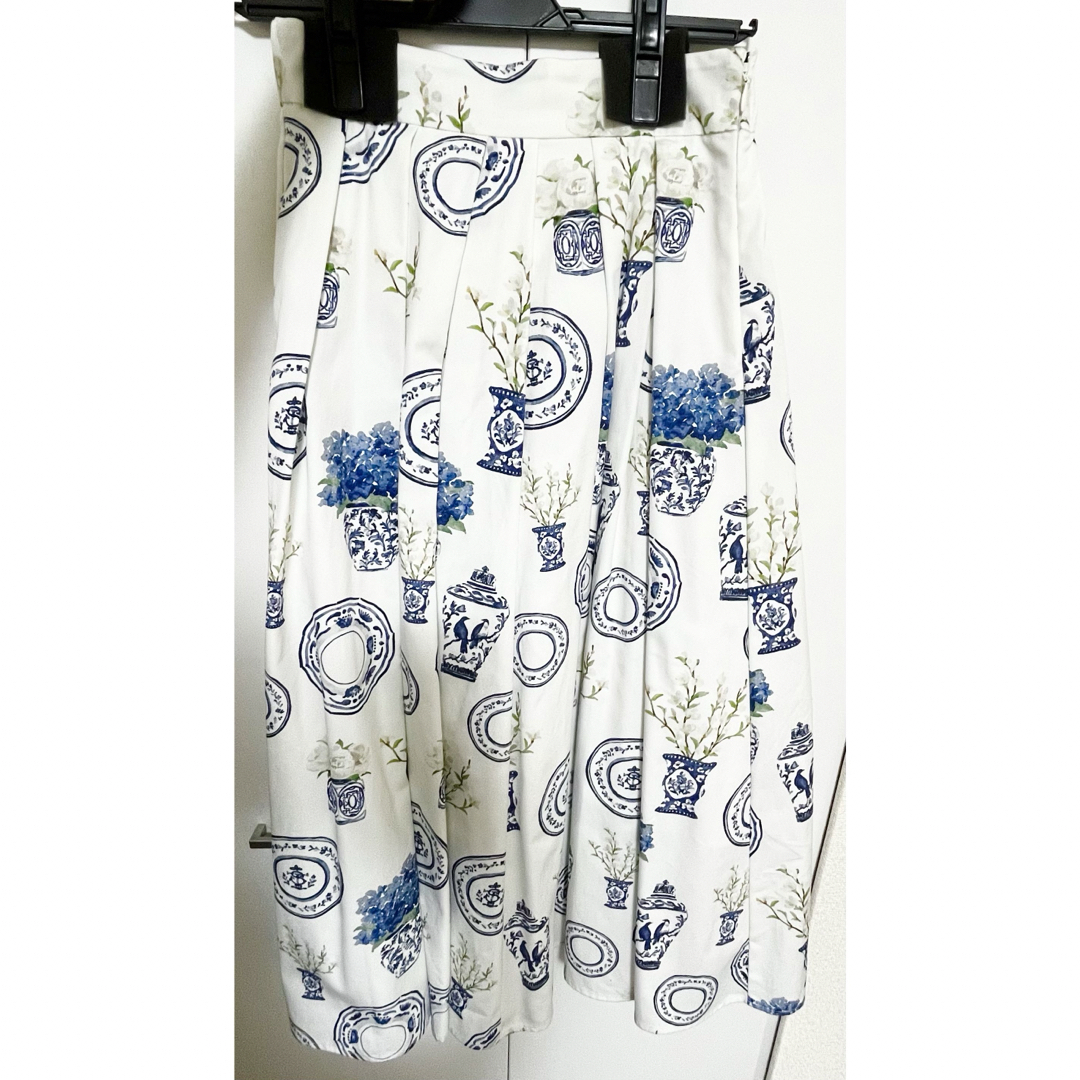 セブンテン　ブルーアンドホワイト　スカート レディースのスカート(ロングスカート)の商品写真