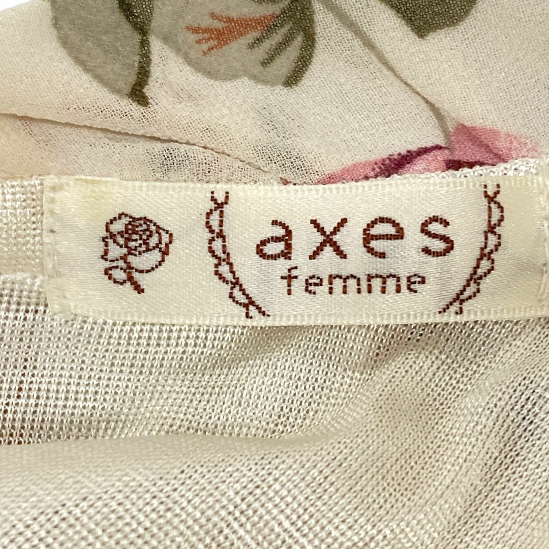 axes femme(アクシーズファム)の美品 送料無料 axes femme ロング プリーツ フレア ホワイト 花 M レディースのワンピース(ロングワンピース/マキシワンピース)の商品写真