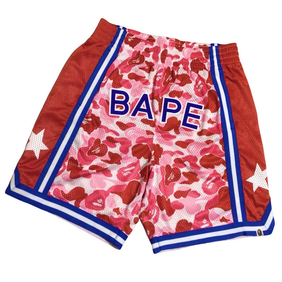 A BATHING APE(アベイシングエイプ)のBAPE BASKETBALL SHORTS “PINK CAMO”XLサイズ メンズのパンツ(ショートパンツ)の商品写真