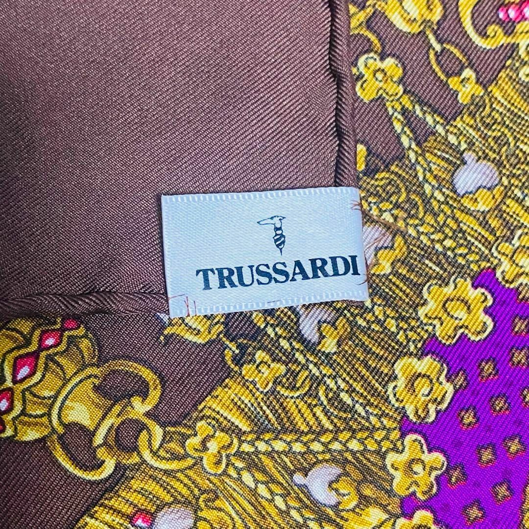 Trussardi(トラサルディ)の美品 ★TRUSSARDI★ スカーフ 大判 タッセル シルク ブラウン レディースのファッション小物(バンダナ/スカーフ)の商品写真