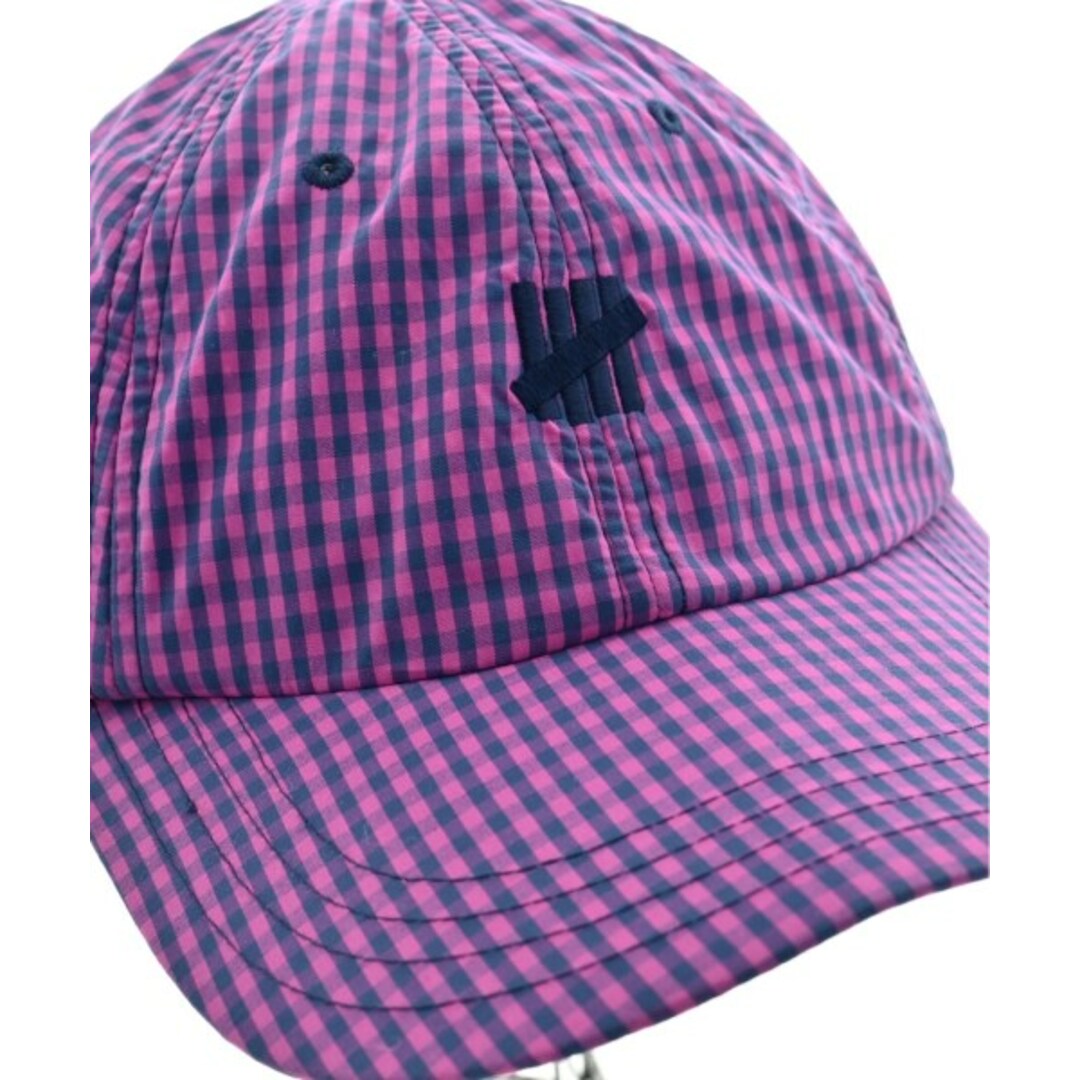 UNDEFEATED(アンディフィーテッド)のUNDEFEATED ニットキャップ・ビーニー - 紫x紺(ギンガムチェック) 【古着】【中古】 メンズの帽子(ニット帽/ビーニー)の商品写真