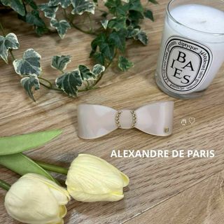 Alexandre de Paris - アレクサンドルドゥパリ　スワロフスキーリボンバレッタ　ベージュ　髪留め