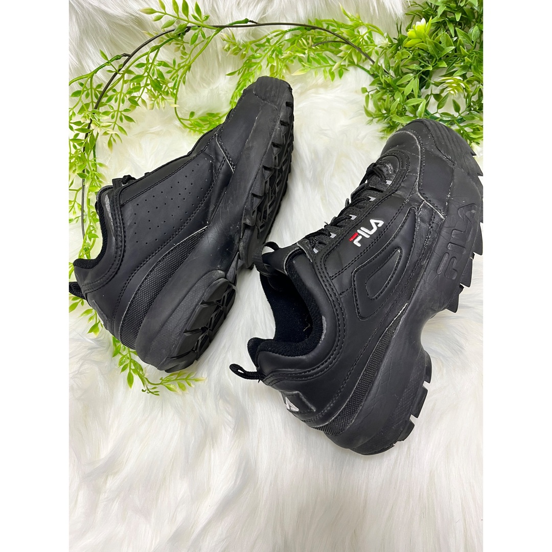 FILA(フィラ)のFILA フィラ DISRUPTOR 2 ダット スニーカー ブラック 26cm メンズの靴/シューズ(スニーカー)の商品写真