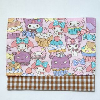 移動ポケット　ティッシュ入れ　クロミ(外出用品)