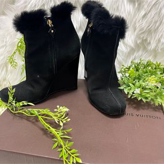 LOUIS VUITTON ウェッジソール ショートブーツ スエード LOUIS VUITTON ウェッジソール ショートブーツ スエード
