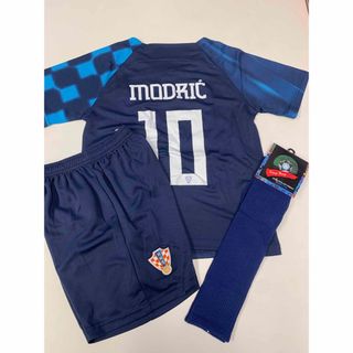 140cmクロアチア代表　モドリチ　子供サッカーユニフォーム三点セット(Tシャツ/カットソー)