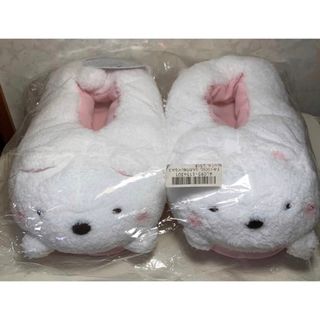 サンエックス(サンエックス)のすみっコぐらし　しろくま　もこもこスリッパ　新品(スリッパ/ルームシューズ)