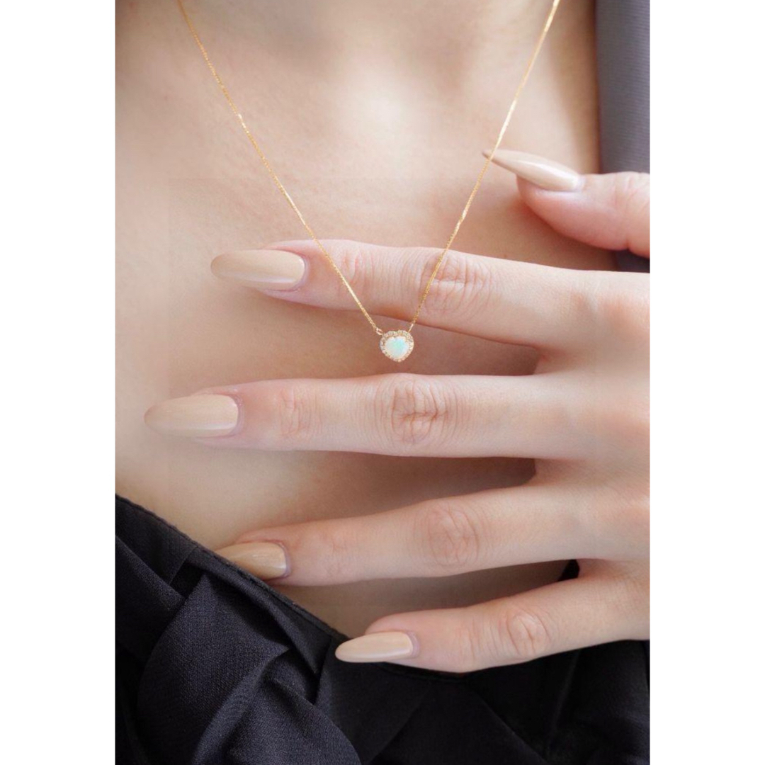 天然ダイヤモンド付きオパールネックレスk18 ハート型 レディースのアクセサリー(ネックレス)の商品写真