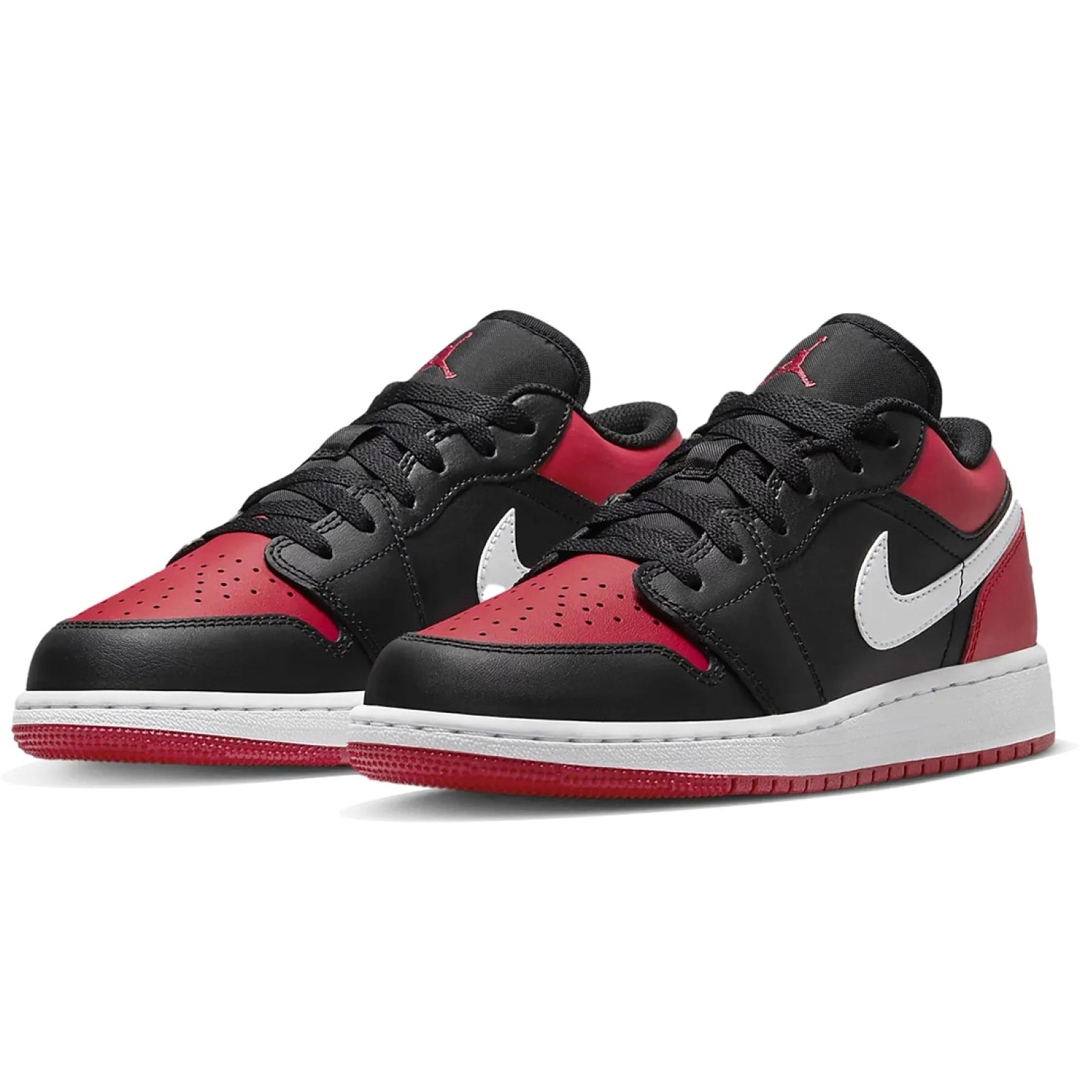 Jordan Brand（NIKE）(ジョーダン)のNIKE AIR JORDAN 1 LOW GS  22.5cm  新品 キッズ/ベビー/マタニティのキッズ靴/シューズ(15cm~)(スニーカー)の商品写真