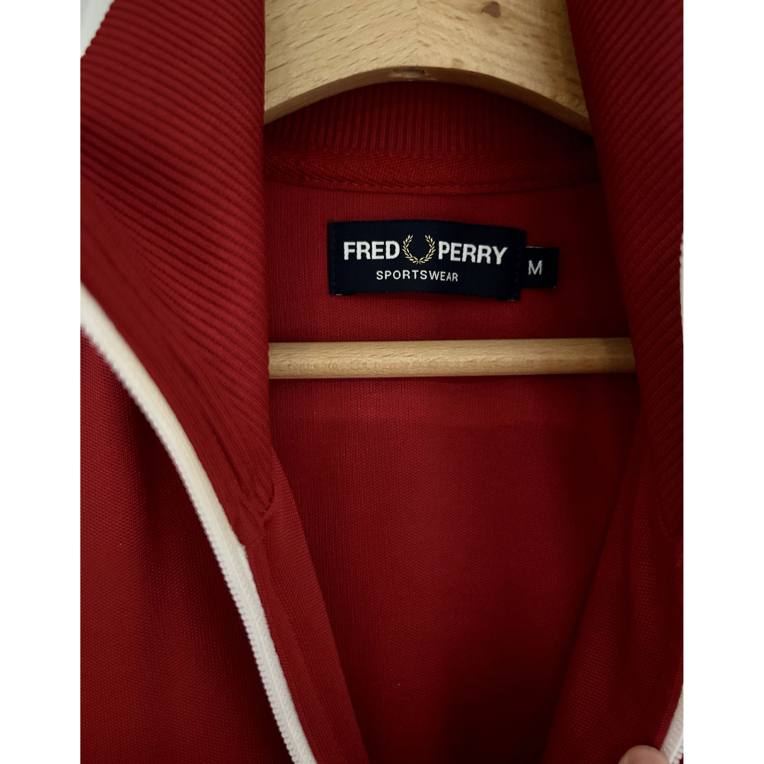 FRED PERRY(フレッドペリー)のフレッドペリー スポーツウェア トラックジャケット ジャージ ポルトガル製 メンズのトップス(ジャージ)の商品写真