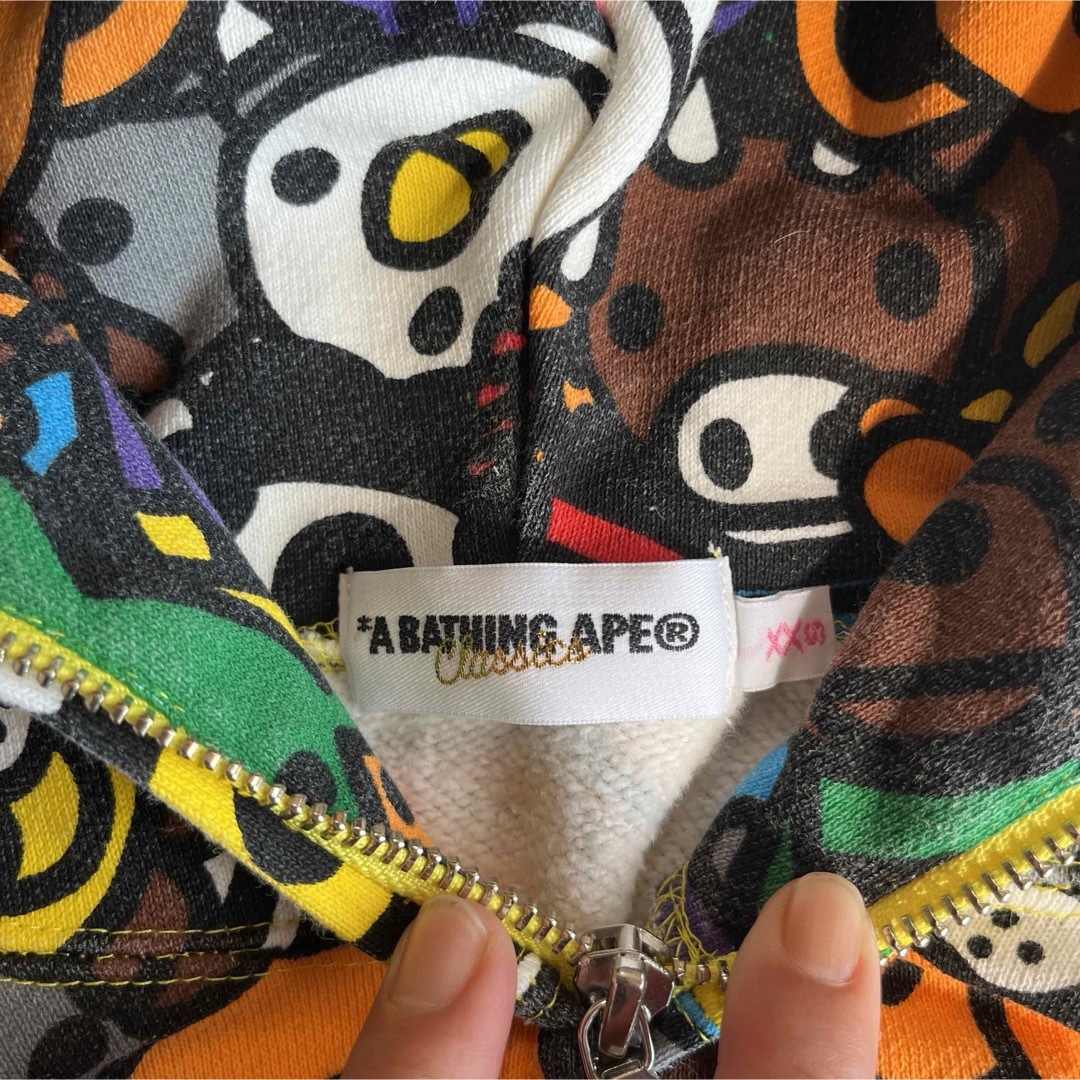 A BATHING APE(アベイシングエイプ)のアベイシングエイプ 総柄 パーカー kids XXS 130cm キッズ/ベビー/マタニティのキッズ服男の子用(90cm~)(ジャケット/上着)の商品写真