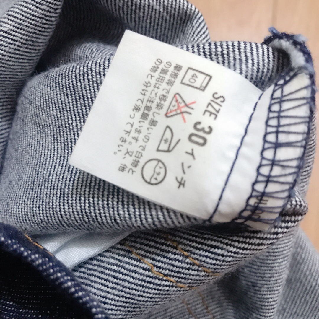 Levi's(リーバイス)のリーバイス Levi's インディゴ　デニム ひざ丈 スカート  30インチ レディースのスカート(ひざ丈スカート)の商品写真