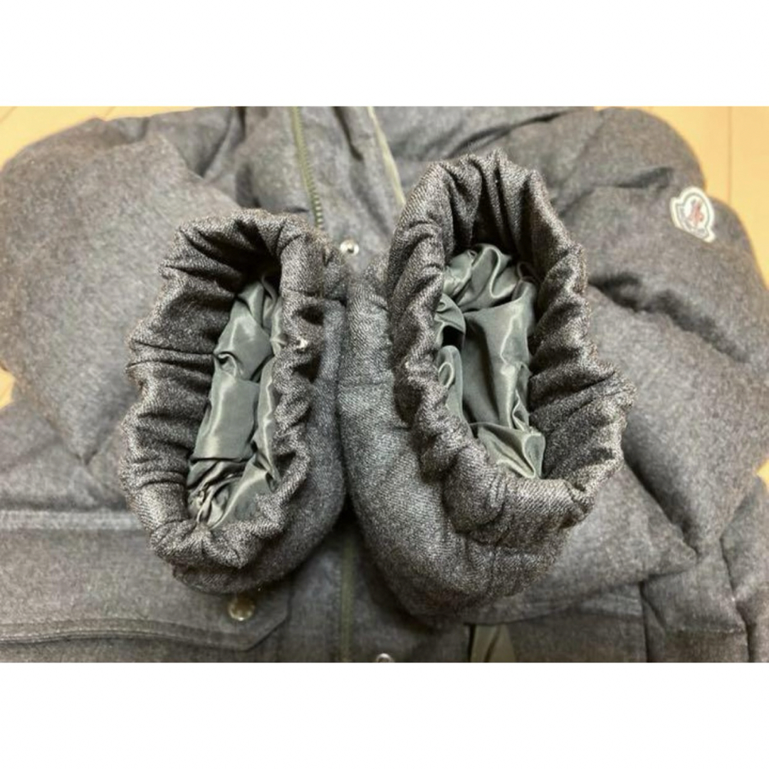 MONCLER(モンクレール)のモンクレール サカイ sarina サイズ1 MONCLER sacai レディースのジャケット/アウター(ダウンコート)の商品写真