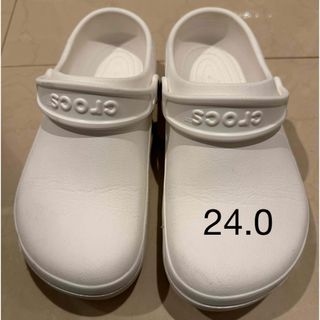 クロックス(crocs)のクロックス　crocs 24.0センチ　スペシャリスト(サンダル)