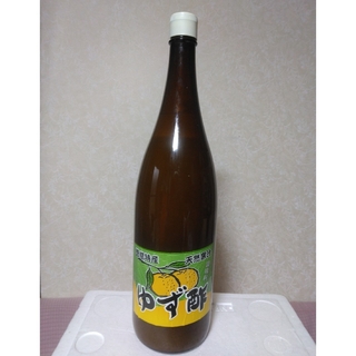 徳島県産実生柚子酢 果汁100%無農薬·無添加 無塩  一升瓶1800m(調味料)