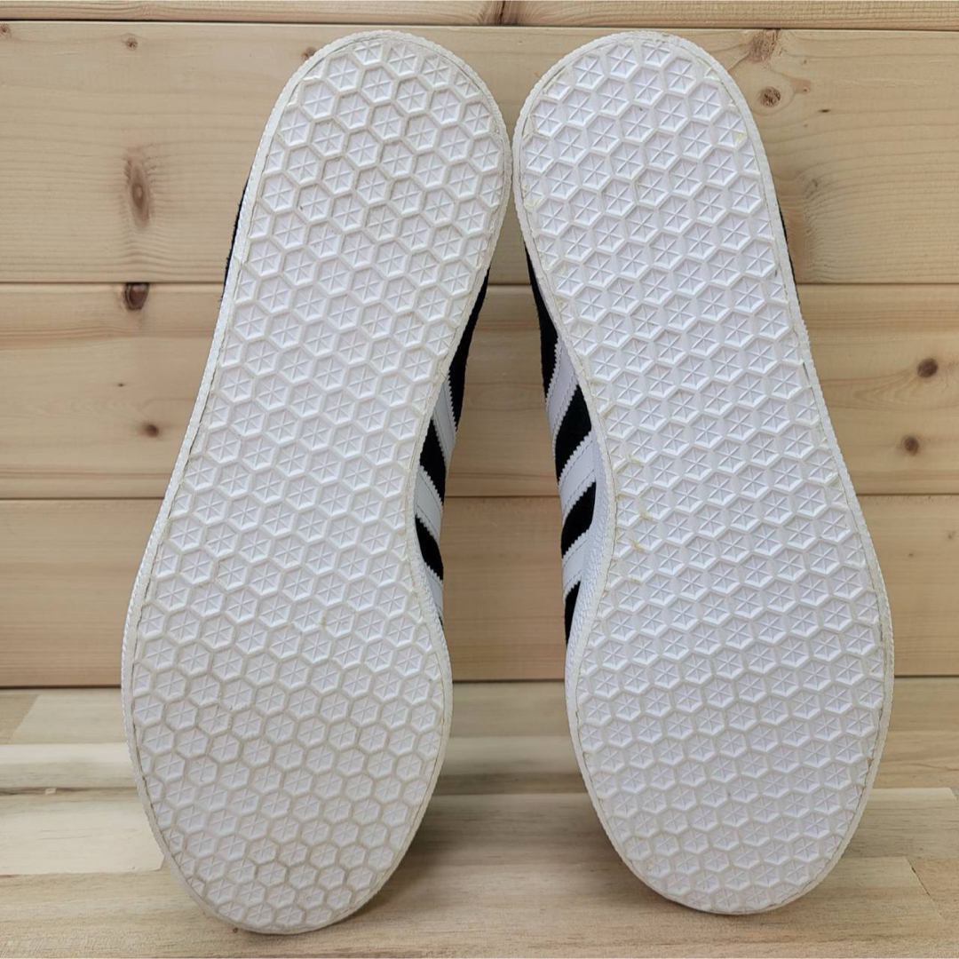 adidas(アディダス)のアディダスオリジナルス ガゼル ブラック スエード 24.5㎝ レディースの靴/シューズ(スニーカー)の商品写真