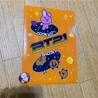 BT21 - BT21 クリアファイル 缶バッジ RJ BTS ビーティーイシビル くら寿司