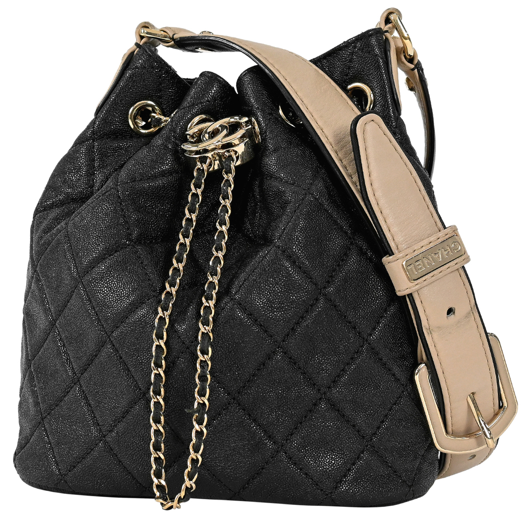 CHANEL(シャネル)のシャネル ココマーク ショルダーバッグ レディース 【中古】 レディースのバッグ(ショルダーバッグ)の商品写真