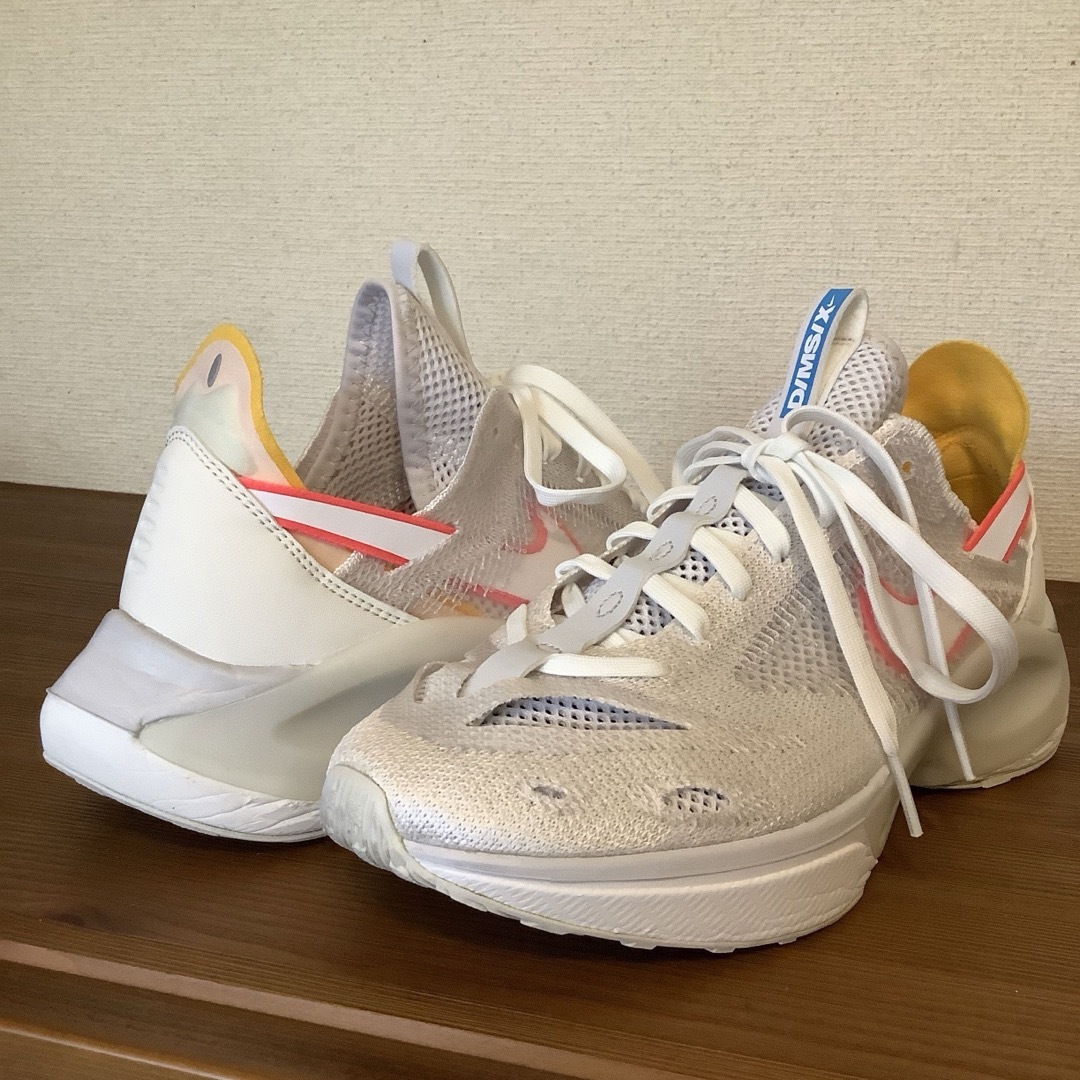 NIKE(ナイキ)のNIKE N110 D/MS/X at5405-002 レディースの靴/シューズ(スニーカー)の商品写真