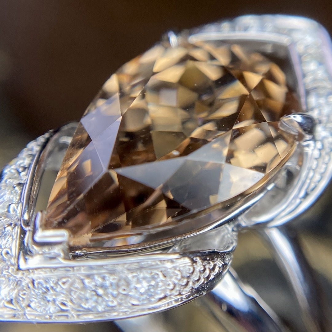 『専用です』天然非加熱ジルコン ダイヤモンド 計7.45ct K18WG レディースのアクセサリー(リング(指輪))の商品写真