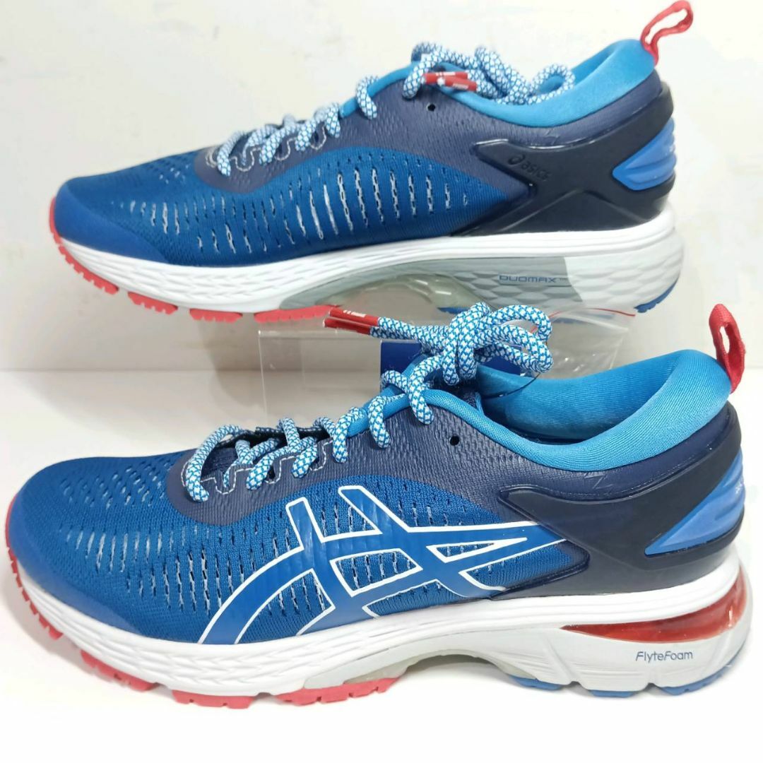 asics(アシックス)の【未使用】asics GEL-KAYANO 25 TRICO ランニングシューズ スポーツ/アウトドアのランニング(シューズ)の商品写真