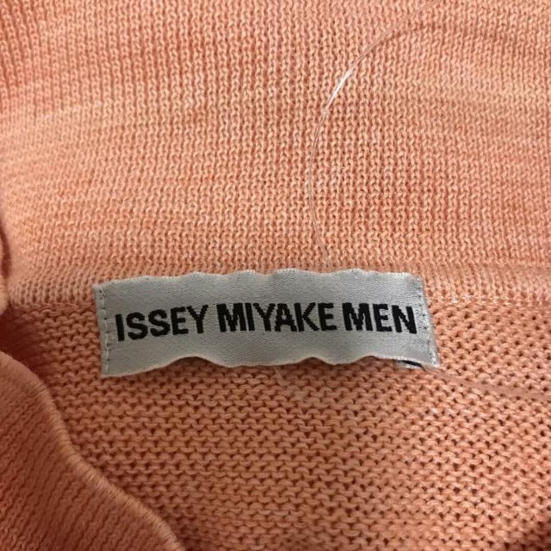 ISSEY MIYAKE(イッセイミヤケ)のISSEYMIYAKE(イッセイミヤケ) 半袖セーター サイズM メンズ - サーモンピンク 麻/ISSEY MIYAKE MEN メンズのトップス(ニット/セーター)の商品写真