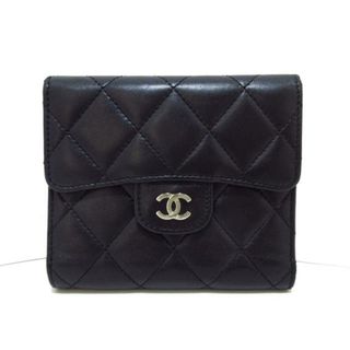 CHANEL - CHANEL(シャネル) 3つ折り財布 マトラッセ A82288 黒 シルバー金具 ラムスキン