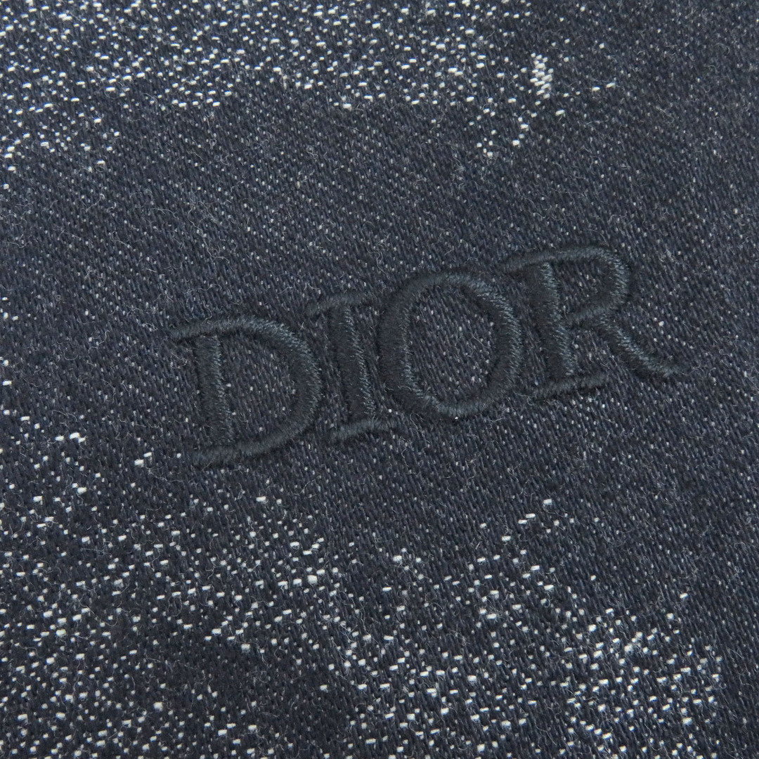 DIOR HOMME(ディオールオム)の極美品□DIOR ディオール オム 043D584F5338 ピーター・ドイグ コットン100％ カモフラ ロゴ刺繍 長袖 デニムシャツ インディゴブルー 38 イタリア製 正規品 メンズ メンズのトップス(シャツ)の商品写真