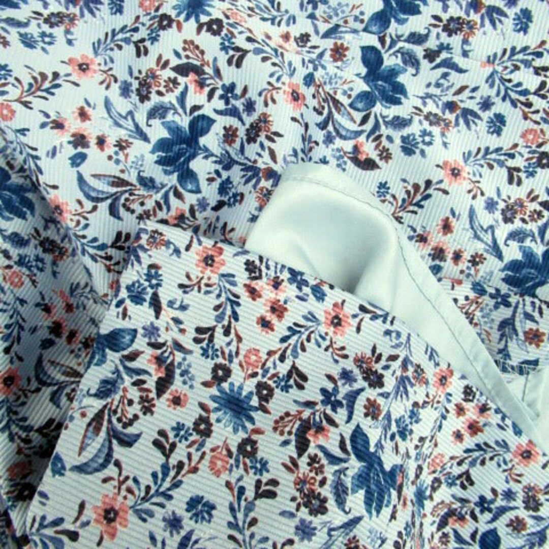kumikyoku（組曲）(クミキョク)のクミキョク 組曲 フレアスカート ひざ丈 花柄 1 マルチカラー 青 レディースのスカート(ひざ丈スカート)の商品写真