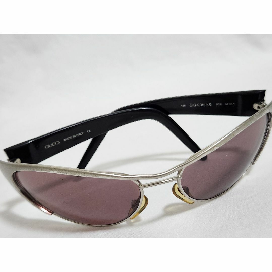 GUCCI - 正規 グッチ アイコンロゴ メタルコンビ×ラウンド GUCCI - 正規 グッチ アイコンロゴ メタルコンビ×ラウンド