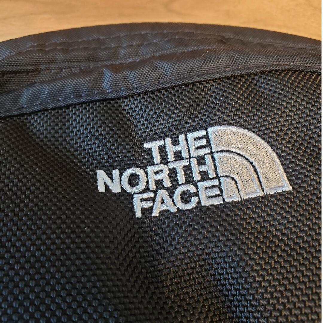 THE NORTH FACE(ザノースフェイス)のノースフェイス　ウエストバッグ　ショルダー メンズのバッグ(ウエストポーチ)の商品写真