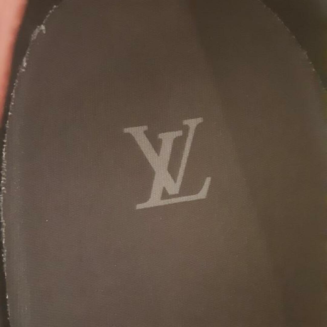 LOUIS VUITTON(ルイヴィトン)のLOUIS VUITTON(ルイヴィトン) ローファー 8 メンズ ゴンクール・ライン ボルドー×黒 パティーヌ仕上げ/タッセル ワックスカーフレザー メンズの靴/シューズ(その他)の商品写真