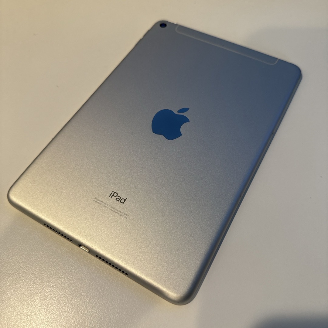 iPad(アイパッド)のApple iPad mini 5th 64GB Wifi+セルラーSIMフリー スマホ/家電/カメラのPC/タブレット(タブレット)の商品写真