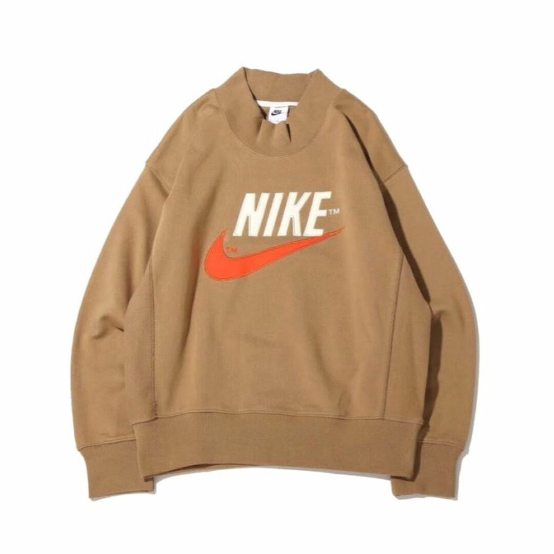 NIKE(ナイキ)の新品 タグ付き NIKE ナイキ スウェット オーバーサイズ トレーナー 茶 M メンズのトップス(スウェット)の商品写真