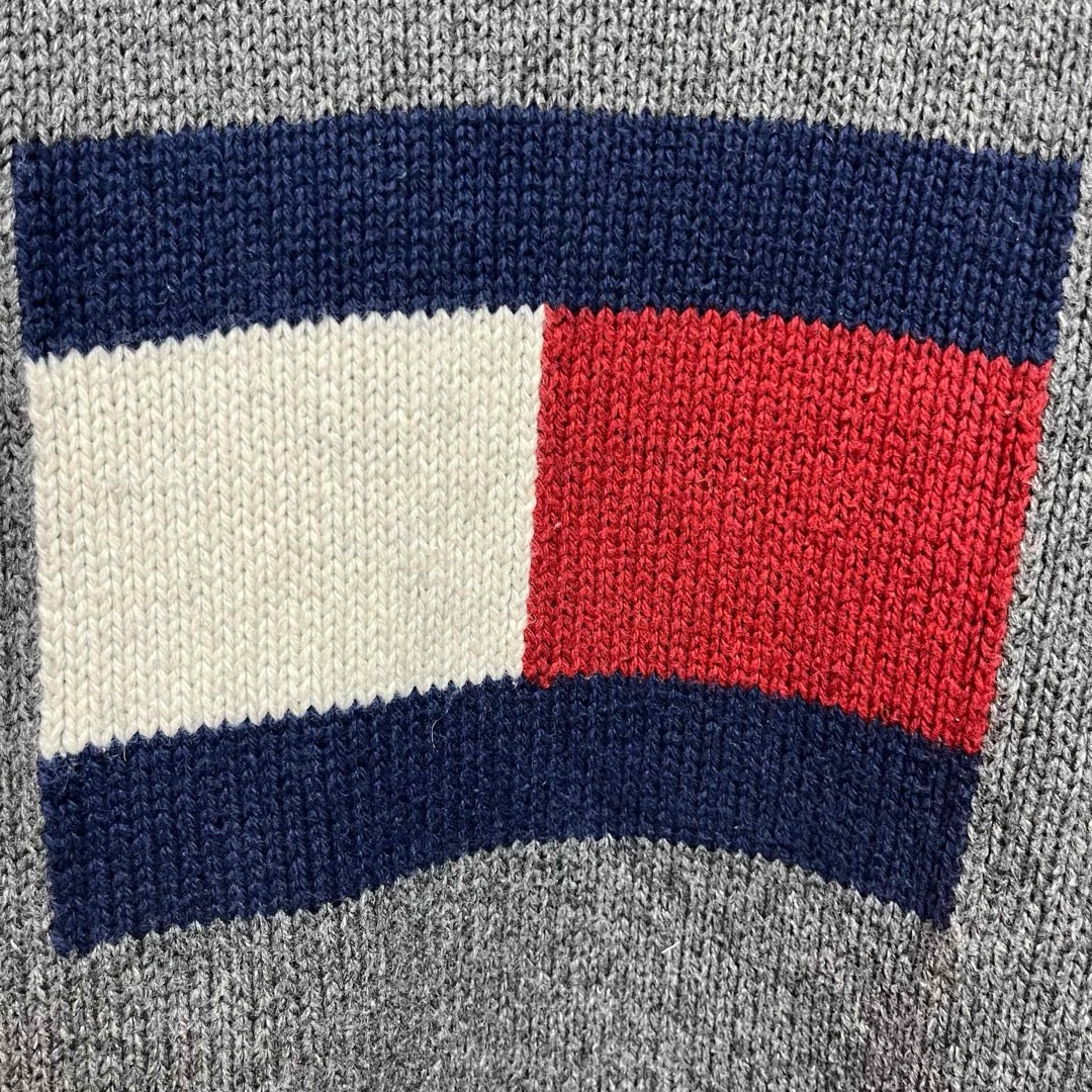 TOMMY HILFIGER(トミーヒルフィガー)の★Tommy Hilfiger トミー ニット セーター でかロゴ グレー S メンズのトップス(ニット/セーター)の商品写真