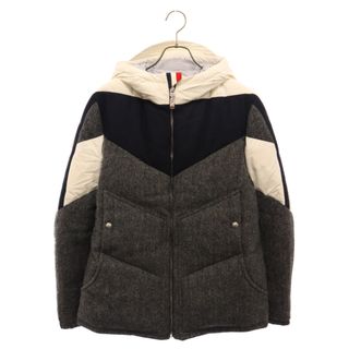 モンクレール(MONCLER)のMONCLER GAMME BLEU モンクレール・ガム・ブルー 17AW ヘリンボーン ツイード切替 トリコロールライン ダウンジャケット グレー C23914137280(ダウンジャケット)