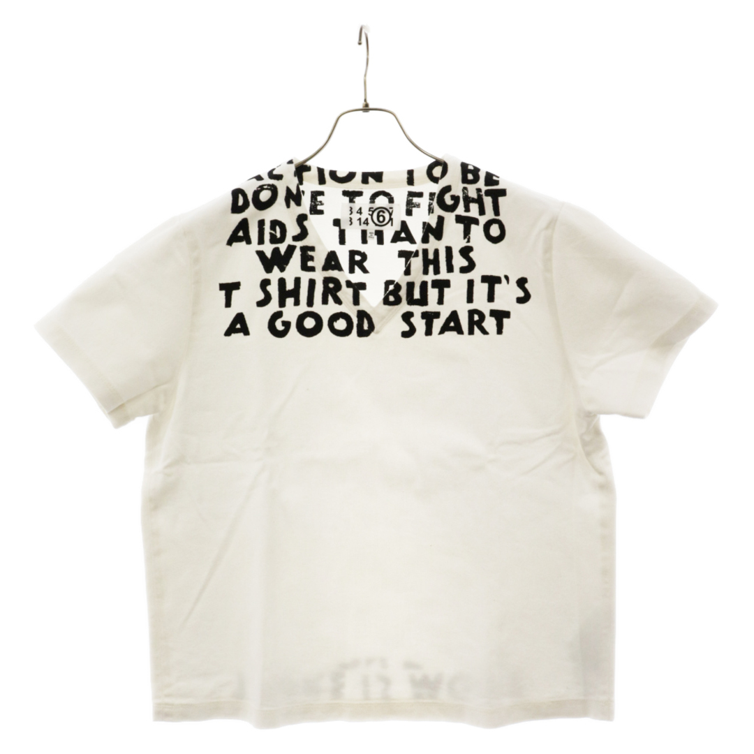 MM6(エムエムシックス)のMM6 Maison Margiela エムエムシックスメゾンマルジェラ 21SS エイズT Vネック Tシャツ カットソー 半袖 ロゴ ホワイト S62NC0062 レディース メンズのトップス(Tシャツ/カットソー(半袖/袖なし))の商品写真