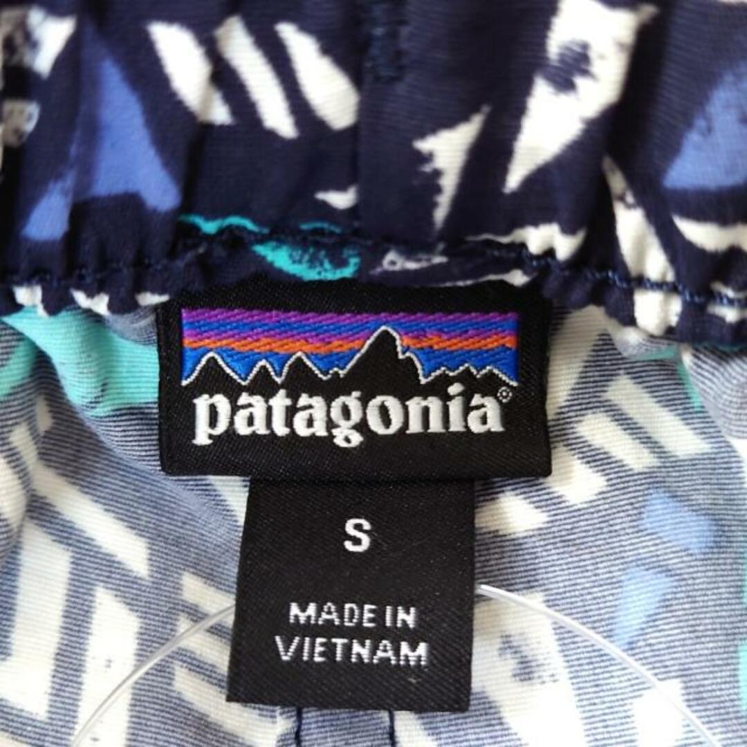 patagonia(パタゴニア)のPatagonia(パタゴニア) ショートパンツ サイズS レディース - 黒×アイボリー×マルチ ウエストゴム レディースのパンツ(ショートパンツ)の商品写真