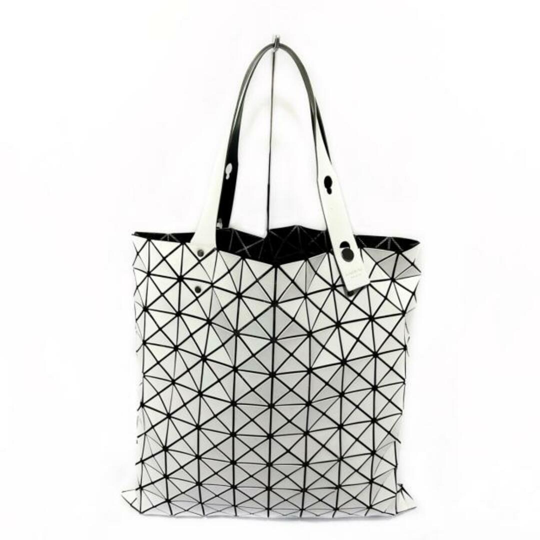 BaoBaoIsseyMiyake(バオバオイッセイミヤケ)のBAOBAO ISSEYMIYAKE(バオバオイッセイミヤケ) トートバッグ - BB55-AG008 白×黒 PVC(塩化ビニール)×ポリエステル×ナイロン×ポリウレタン レディースのバッグ(トートバッグ)の商品写真