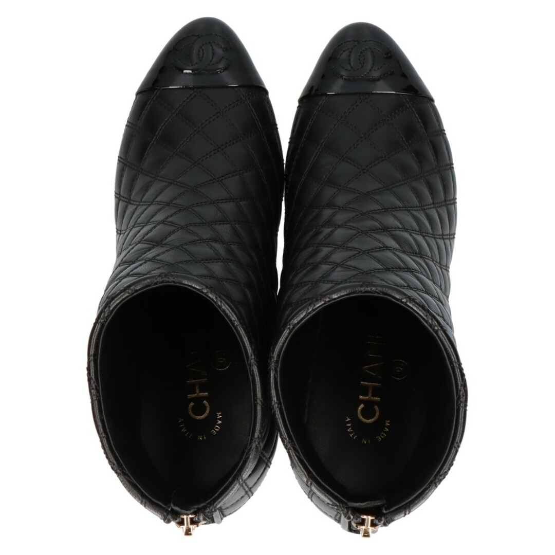 CHANEL(シャネル)のCHANEL シャネル ビコローレ レザーショートブーティ レディース ブラック G31915Y50599 レディースの靴/シューズ(ブーツ)の商品写真