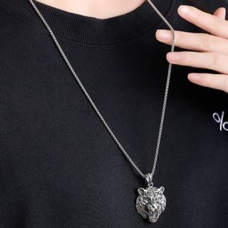 プラチナ pt950 ネックレス 一点モノ 約30g 31gの通販|ラクマ プラチナ pt950 ネックレス 一点モノ 約30g 31gの通販|ラクマ