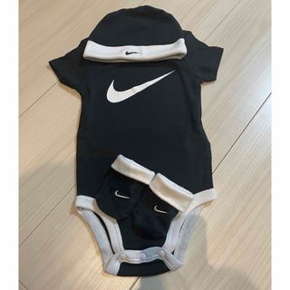 ナイキ(NIKE)のNIKE ベビー3点セット(ロンパース)