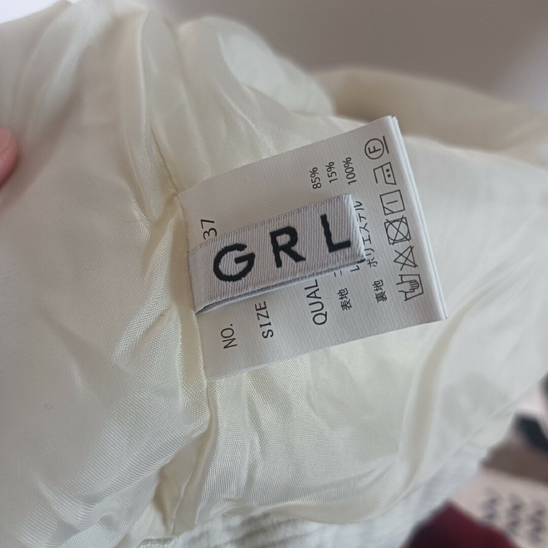 GRL(グレイル)のGRL ショートジャケット 台形ミニスカート コーデュロイセットアップ レディースのレディース その他(セット/コーデ)の商品写真