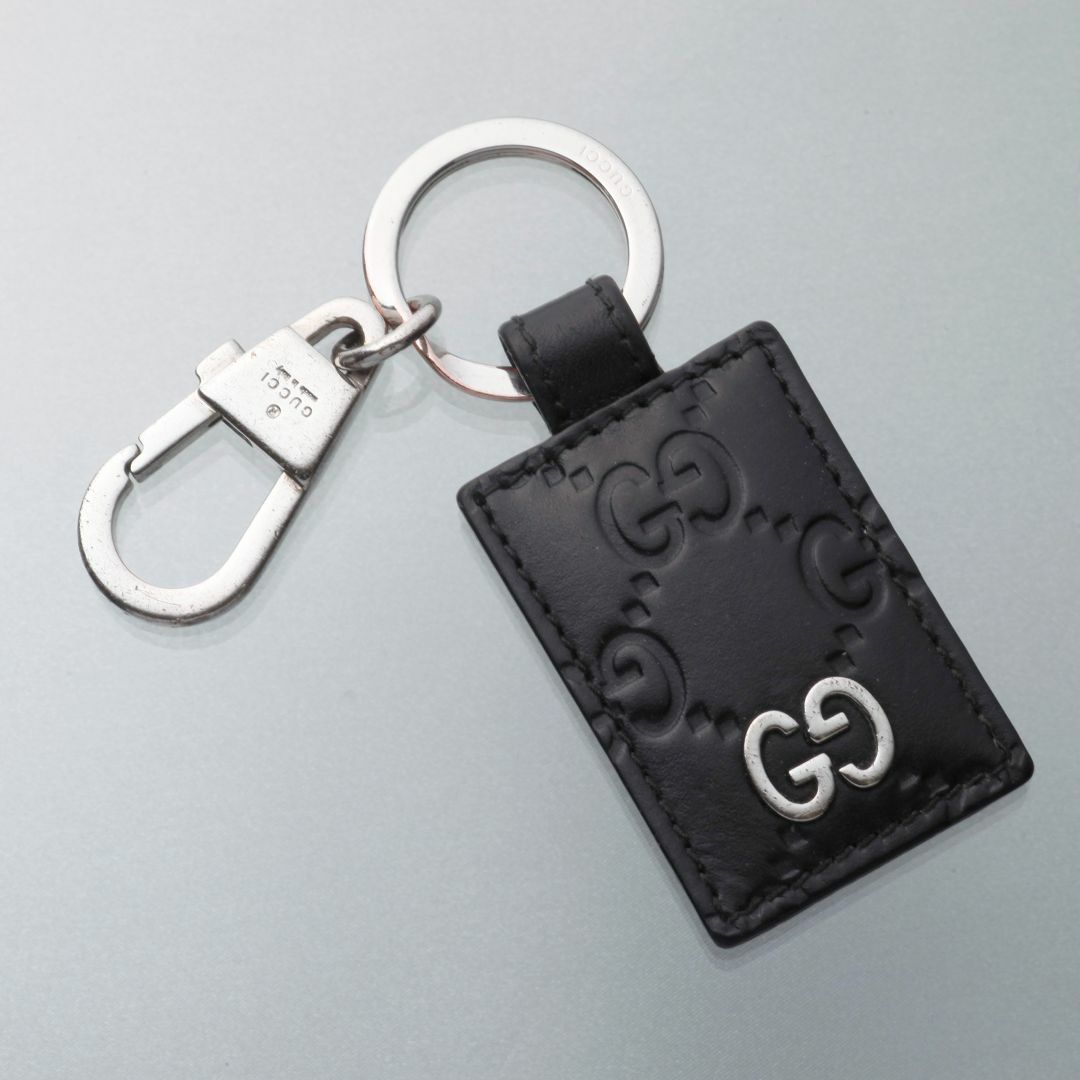 Gucci(グッチ)のS8440 グッチ シグネチャー シマ GG金具 本革 キーリング ITALY製 レディースのファッション小物(キーホルダー)の商品写真