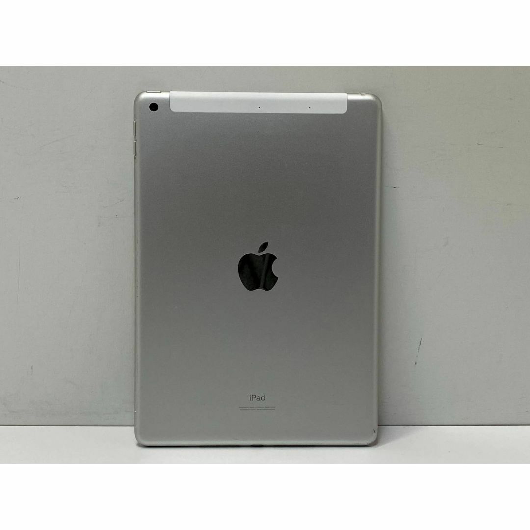 Apple(アップル)のバッテリ100％ 充電サイクル58回 Apple iPad8 第8世代  スマホ/家電/カメラのPC/タブレット(タブレット)の商品写真